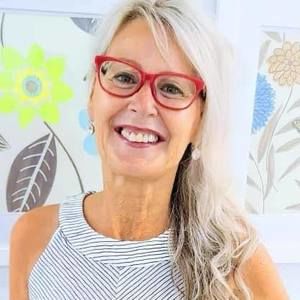 Meet your Posher, Pamela